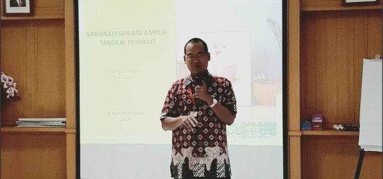 4. Suwadi - Vaksinasi, Senjata Ampuh Tangkal Penyakit